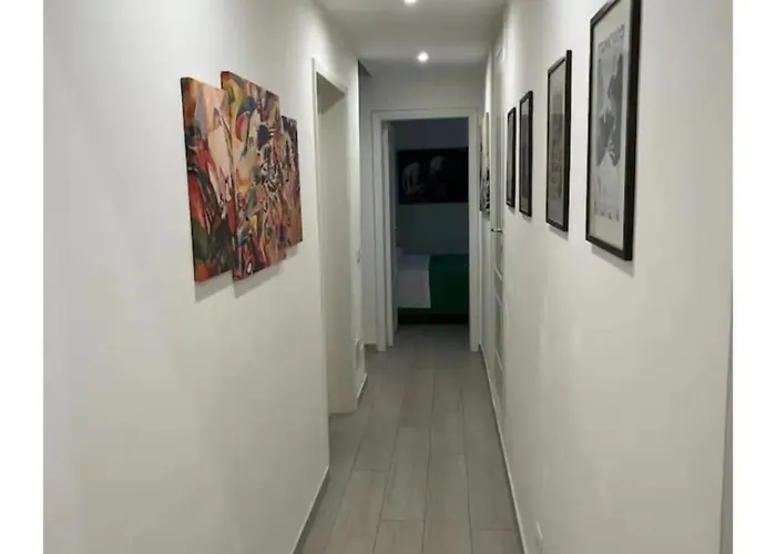 Les Artes Konukevi Roma